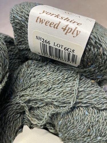 Balls rowan yorkshire tweed - balls,