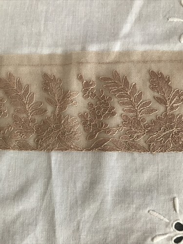Ancien métrage tulle - de,