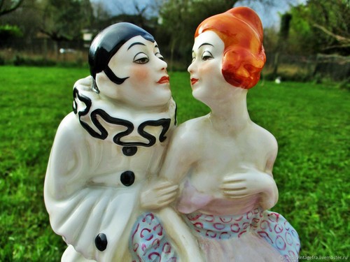 Figurine ancienne - , en