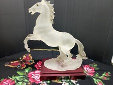 Très Beau Cheval En Cristal