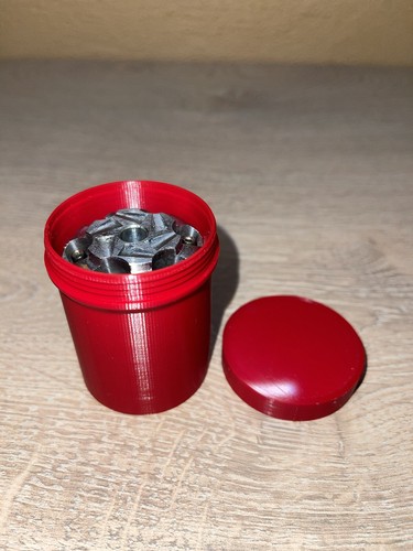 Boite rouge pour - , barillet