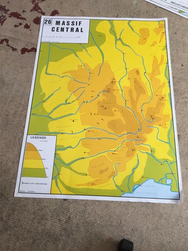 Ancienne carte scolaire massif - ancienne,