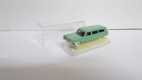 Praline cadillac 1 87 - praline,