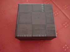 PETITE BOITE PIERRE HERME VIDE