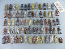 Jouets KINDER lot de 69