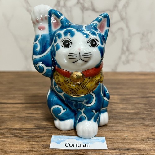 Maneki neko beckoning - maneki,