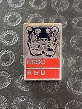 Pin’s esso recherche et