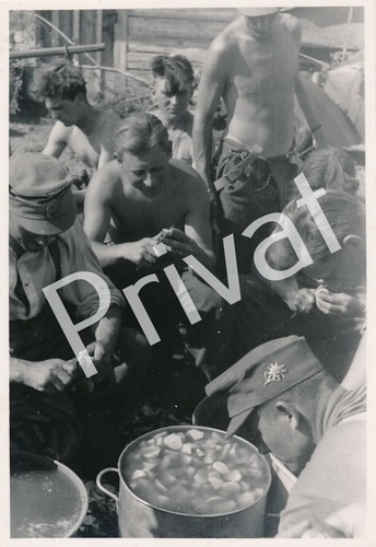 Photo division 99 - photo,