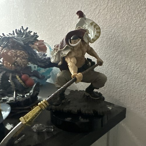 Figurine barbe blanche - figurine,