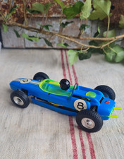 ANCIENNE VOITURE DE COURSE