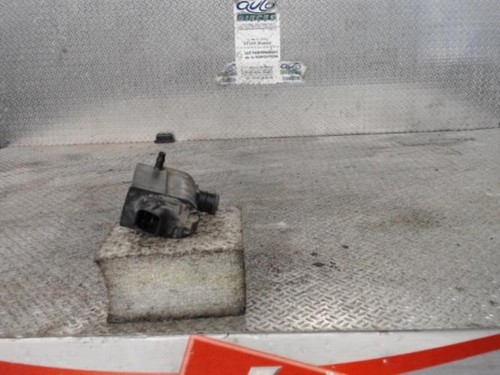 Pompe lave glace avant hyundai - pompe,