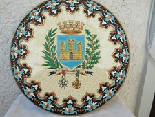 très,beau plat en émaux de