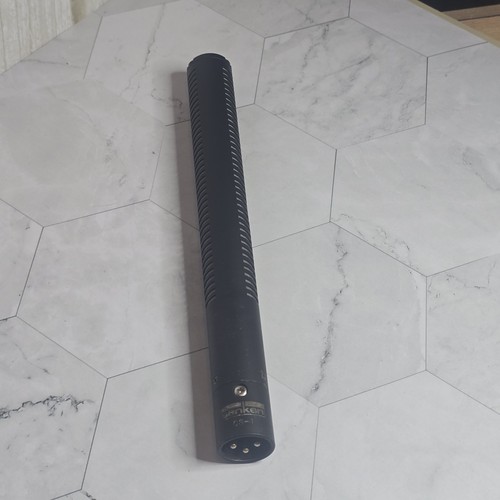 Sanken shotgun mic - cs-1,