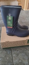 Kamik rain boots Size 6 Youth