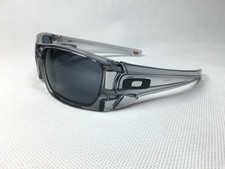 New Oakley Sunglasses Fuel Cell OO9096-02 Clear Grey/Grey