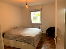 Bettrahmen mit Stauraum, weiß mit Matratze 180x200 cm