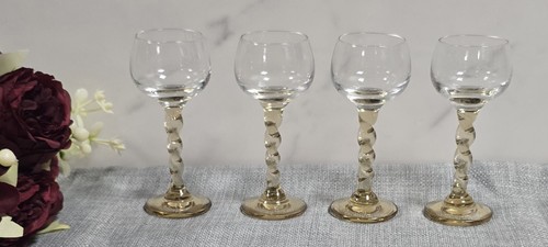 Petits verre liqueur - 4, a
