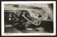 AK HMS VICTORY, Deux Des