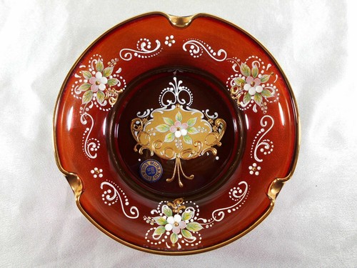 Coupe grand cendrier - /,