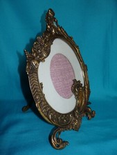 ANCIEN BEAU CADRE MEDAILLON