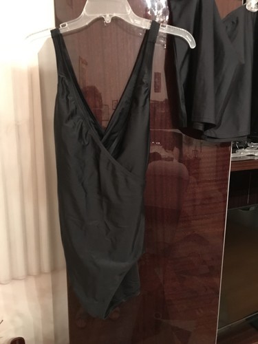 Lot speedo black swimsuit - a,