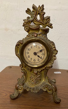 PETITE PENDULE  STYLE LOUIS XVI ROCAILLE EN BRONZE DORE DÉBUT XXÈME A RESTAURER