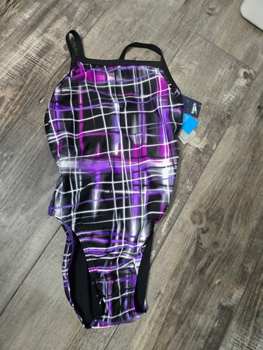 Nwt speedo powerflex eco - nwt, laser
