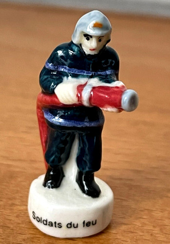 Fève soldat feu pompier - soldat,