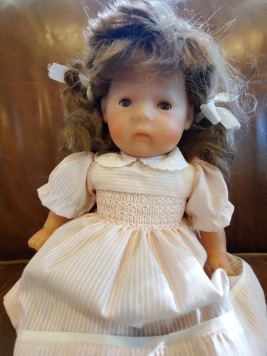 Adorable rare 1981 corolle - 1981,