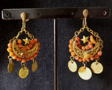 Boucles d'oreille anciennes
