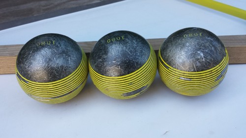 Curieuse triplette boules - triplette, de