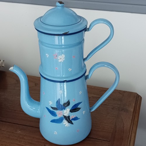Cafetière vintage tôle - en,