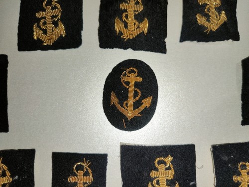 Lot insignes brodé encre - brodé,