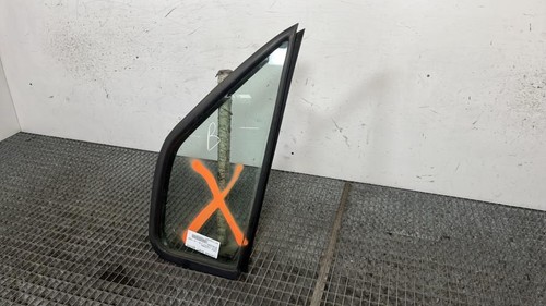 Custode avant gauche - , (porte)