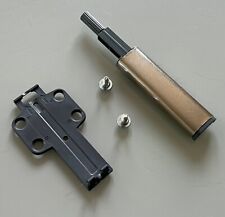 Charnière amortisseur de porte BESTA - IKEA - TBE