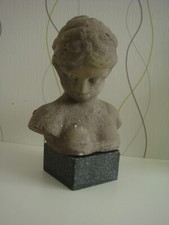 SCULPTURE"BUSTE DE JEUNE FILLE"Terre cuite*Fin XIXème