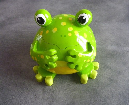Tirelire grenouille noix de - grenouille,