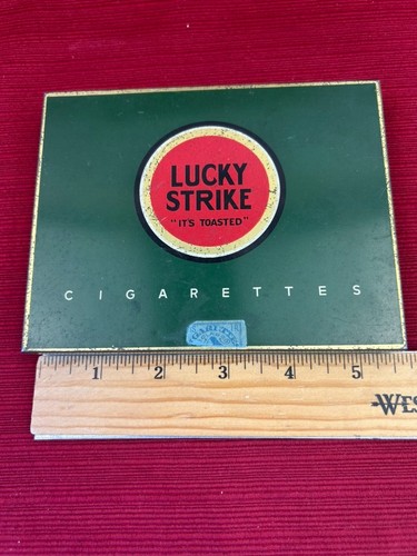 Vintage lucky strike - lucky, flat