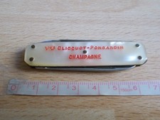 Ancien petit couteau / lime à ongle CHAMPAGNE VEUVE CLICQUOT-PONSARDIN