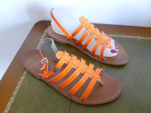 Neuves sandales pied - neuves, nu