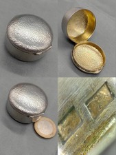 BOÎTE À PILULE OU BOÎTE À