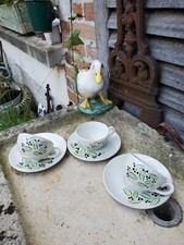 3 Anciennes tasses et sous