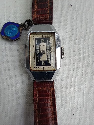 Montre dame rectangulaire