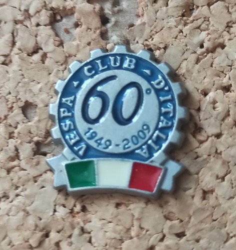 Pin vespa club italia - vespa, d'italia