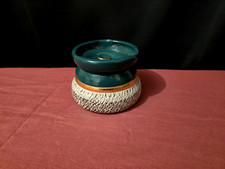 Pot ou autre en porcelaine -