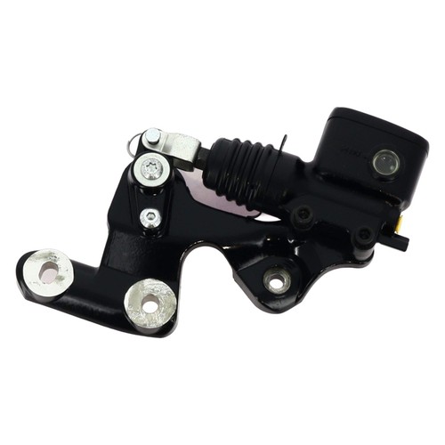 Maître cylindre frein