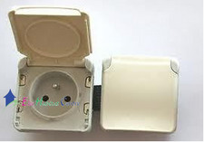 Double prise précâblées