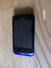 Télephone  portable Sony Xpéria ,année 2012 noir. Batterie Sony Ericsson BA 700 