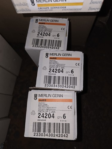 Lot disjoncteurs merlin - lot, de