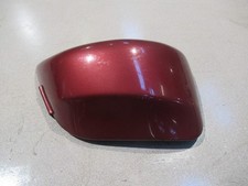 Plastique sous selle droit